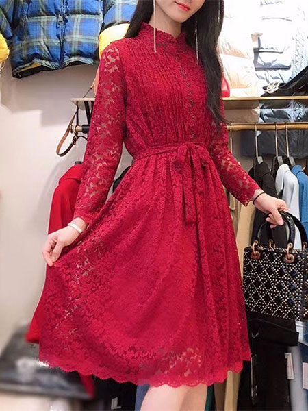 韩尚菲威廉希尔中文官网
威廉希尔中文网
2019春季新款韩版中长款时尚洋气很仙的蕾丝裙子