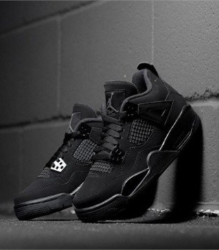 Air Jordan 4 RM “Black Cat” 即将震撼发布