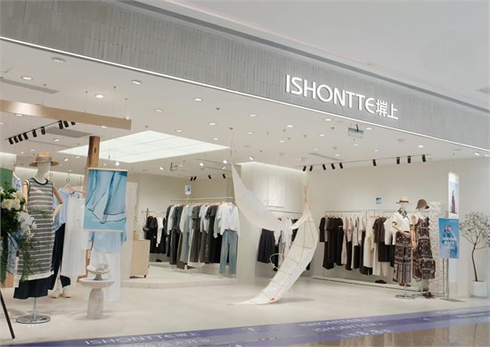 首家ISHONTTE堓上广州塔美学旗舰店破界而生