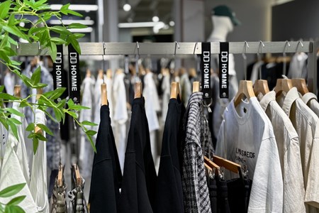DD服饰 2025 服装威廉希尔中文网
的转折点在哪里？